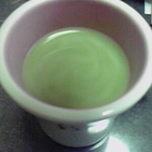 緑のカフェラテ